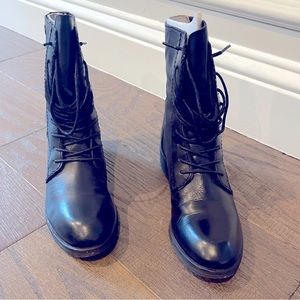 Sam Edelman Karla lace-up boots, black, gently used, in box